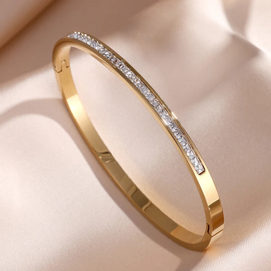 Minimalistic Gemstone Bracelet