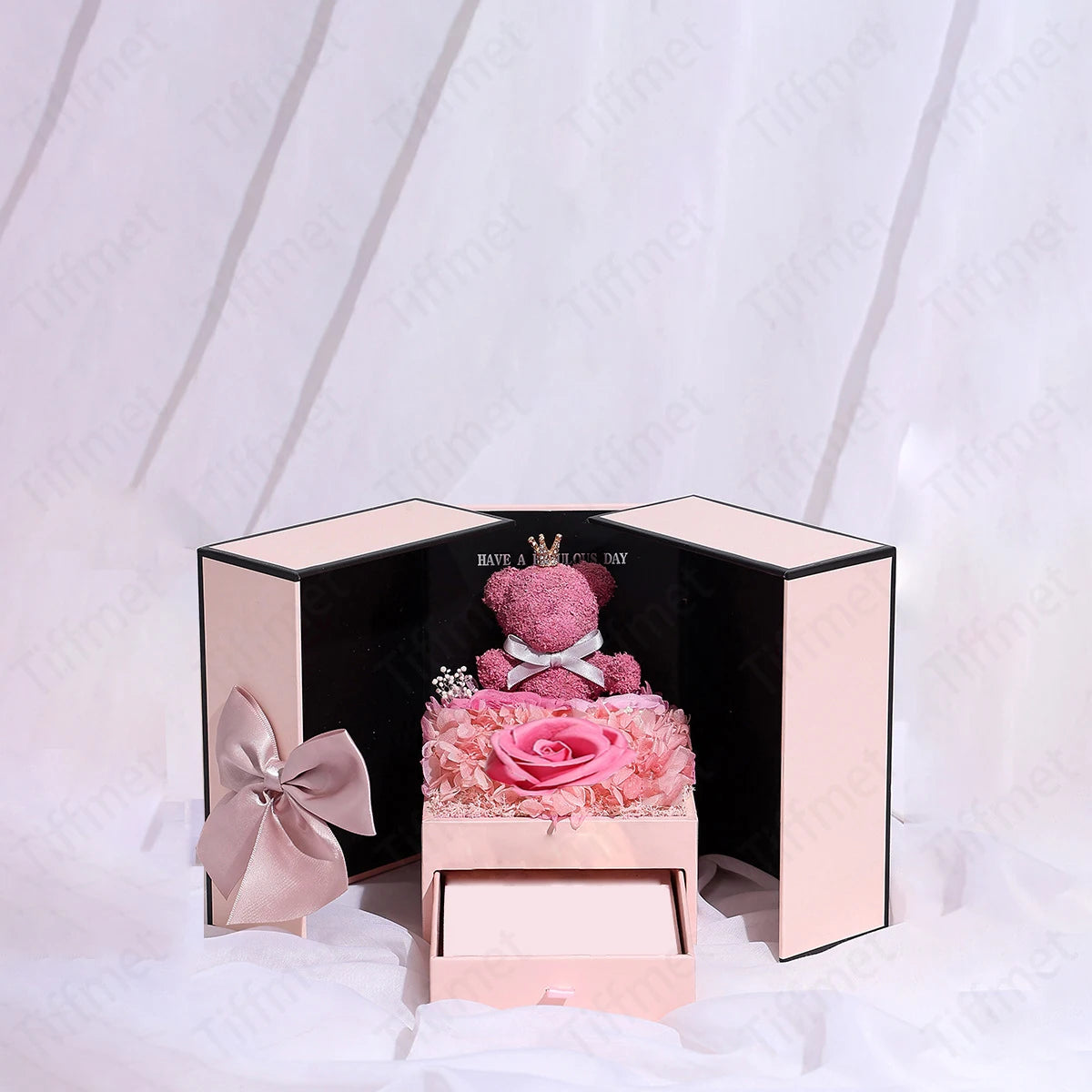 Sentimental Gift Box with Necklace | Gifts for Girlfriends
