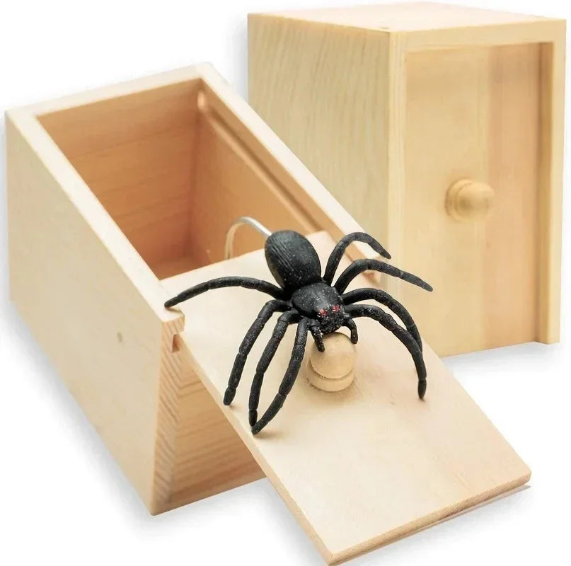 Realistic Pop Out Spider | Funny Gift Box Prank
